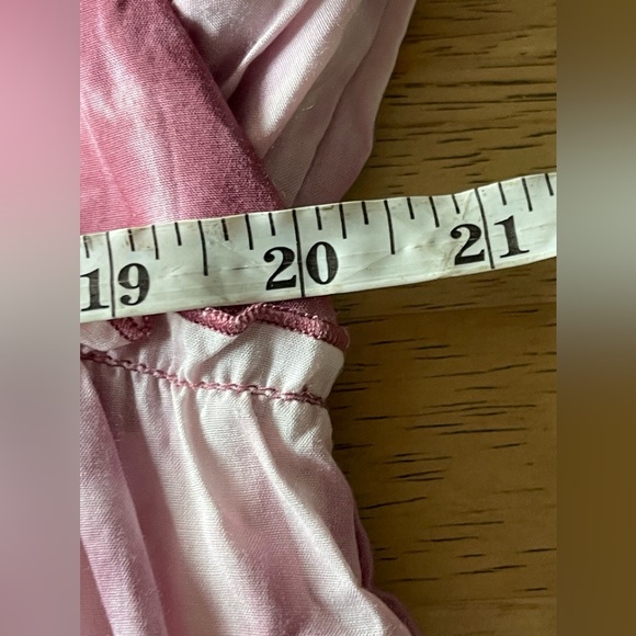 TIE DYE V NECK SHORT RUFFLE SLEEVE MIDI DRESS - PINK/WHITE - Picture 4 of 7